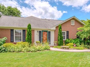 110 Bent Creek Ranch Rd, Asheville, NC 28806