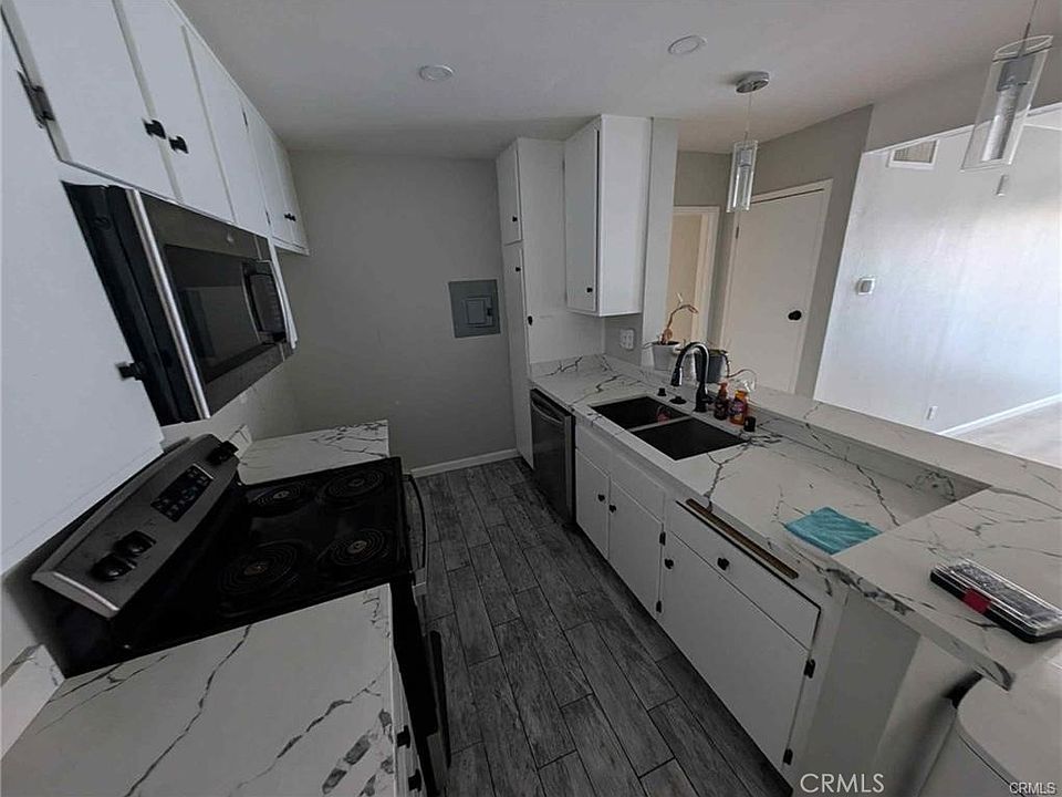 1st image of 5460 White Oak Ave Unit C302