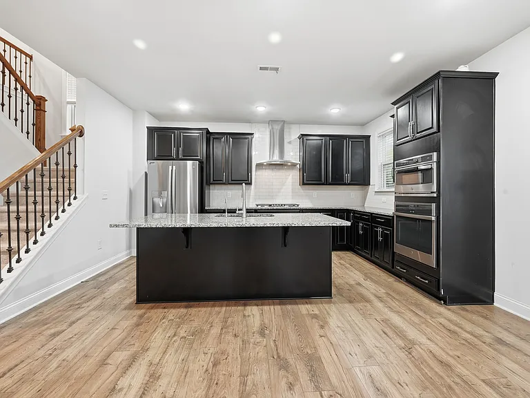 829 Summit Crest Ct — Photo 9