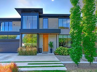 126 Wood Ln, Richmond Hill, ON L4C 4V9