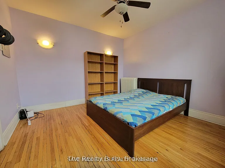 285 King St W #3 — Photo 6