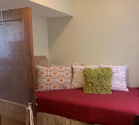 5th image of 1949 W Cortland St #1