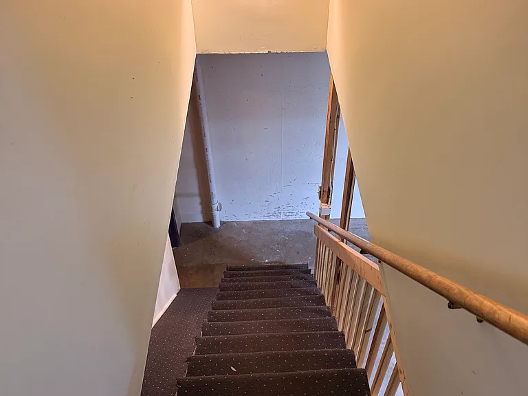 1009 Hess Ln — Photo 30
