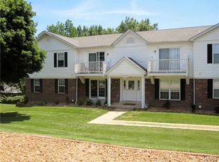 251 Carriage Ct, Washington, MO 63090
