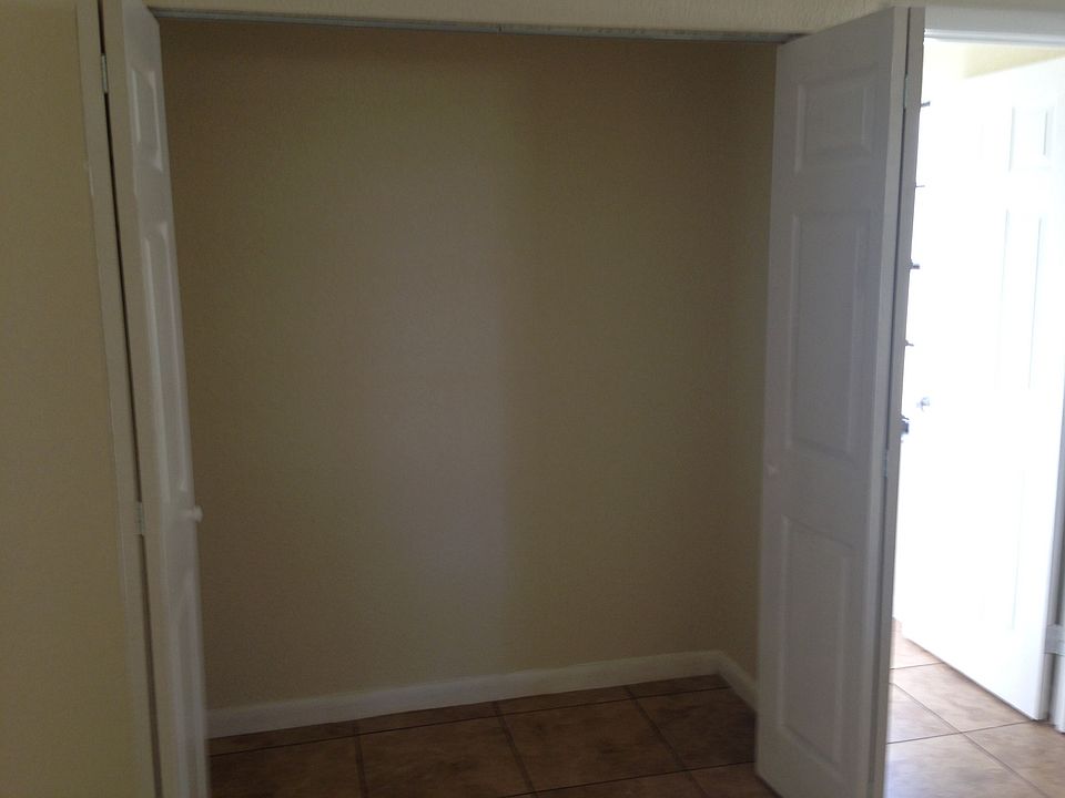 1 bedroom closet ! 