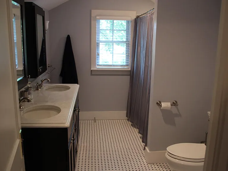 135 Longfellow Rd — Photo 9