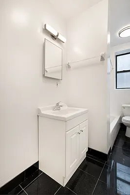 Rented by Compass | media 23