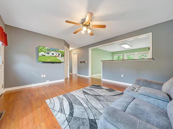 4th image of 3422 Garden City Blvd SE