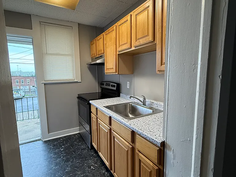 1907 Griffis Ave #1 — Photo 5