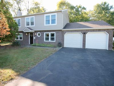 1 Kings Mountain Road, Freehold, NJ, 07728