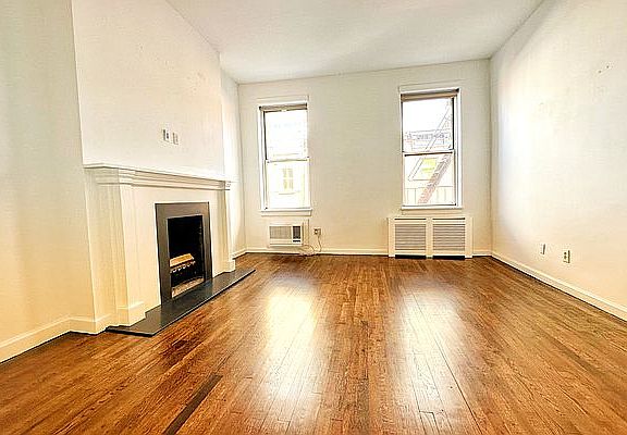 2nd image of 244 W 4th St APT 3D