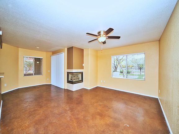 3rd image of 2929 W Yorkshire Dr Unit 1094