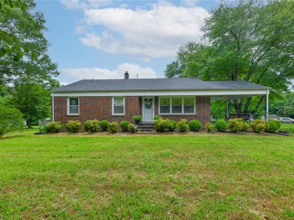 216 Underwood Rd, Elon, NC 27244