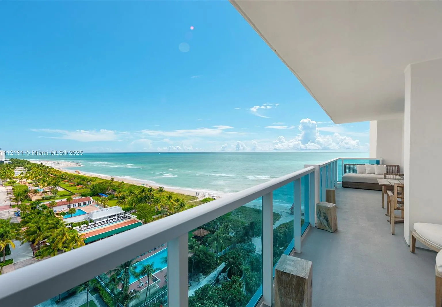 2399 Collins Avenue — Photo 2