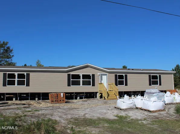 230 Mewborn Drive, Beulaville, NC 28518