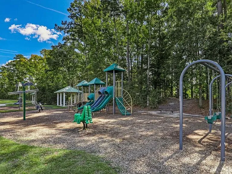 248 Lake Lily Dr #248 — Photo 9
