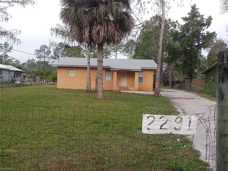 1st image of 2291 Della Dr