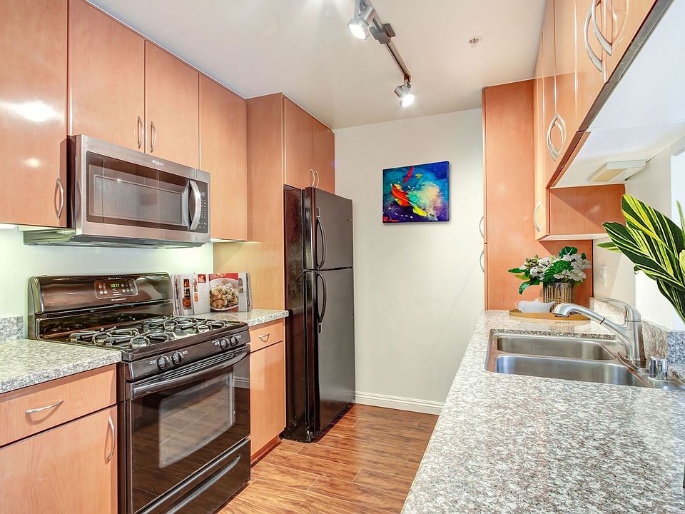Old Pasadena Collection Apartments 65 W Dayton St Pasadena CA Zillow