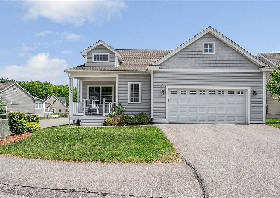 1st image of 12 Dunstable Cir #12