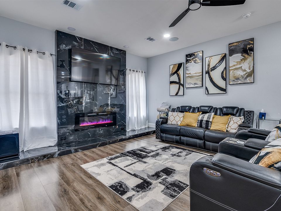 1st image of 719 Meadowbrooke Cir