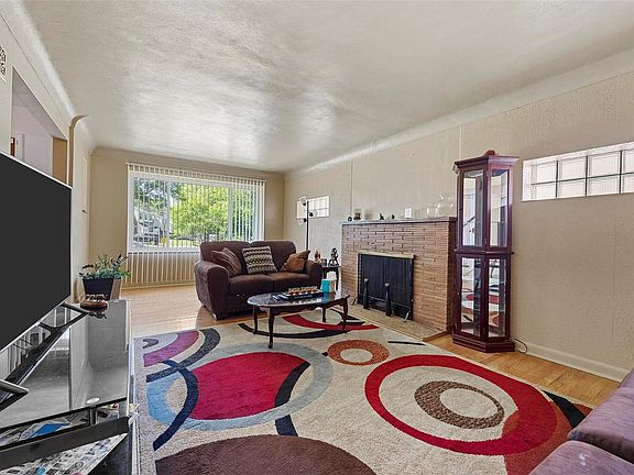 4th image of 7521 Leadale Dr