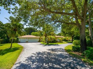 610 West St, Naples, FL 34108