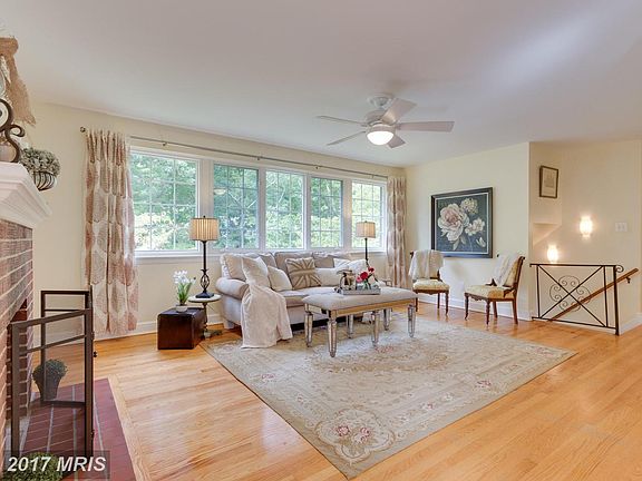 2nd image of 7503 Essex Ave