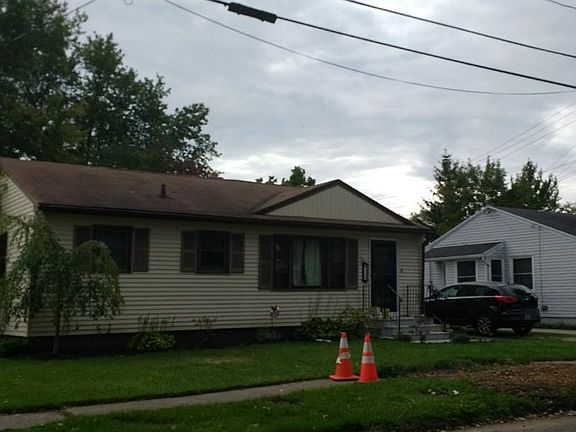 3rd image of 335 Fredericka St