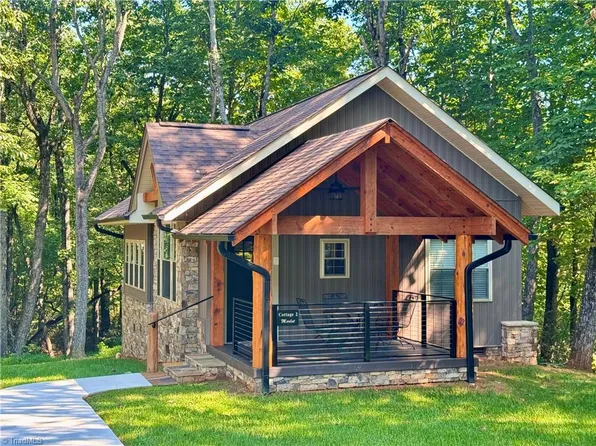 440 Old Railroad Grade Rd, Thurmond, NC 28683