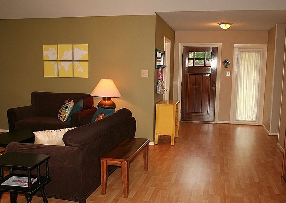 2nd image of 1314 Hitherfield Dr