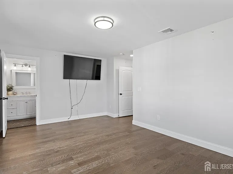 22 Arcadia Pl #B — Photo 28