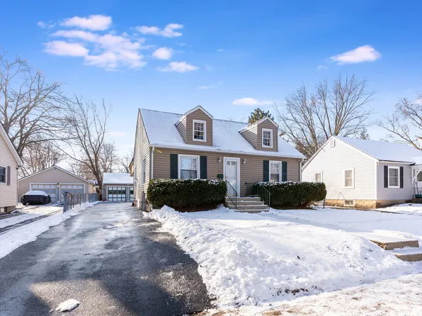 1022 Spruce St, Aurora, IL 60506