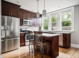 34 Greenwood Ave UNIT 1, Hyde Park, MA 02136