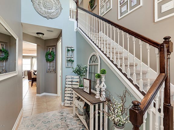 4th image of 7099 Mirabelle Dr