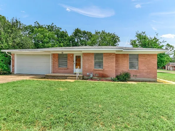 308 S Carter St, Whitewright, TX 75491