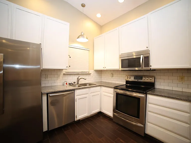 1760 Tiffany Pines Cir W — Photo 4