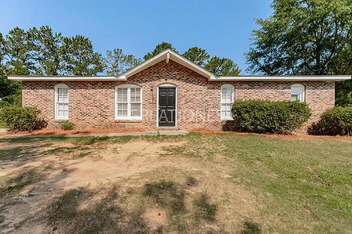 1811 W Park Dr photo 1