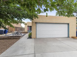 3031 Prenda De Oro NW, Albuquerque, NM 87120
