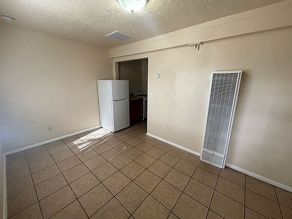 4th image of 1024 Alvarado Dr SE #12
