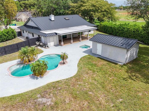 9620B NW 26th Ct, Hollywood, FL 33024