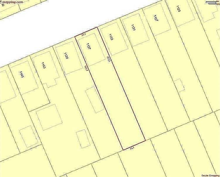 2nd image of 1137 W 5th St