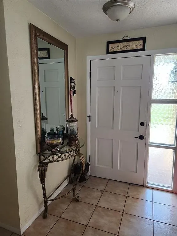 Building Photo - 949 Fountainhead Dr