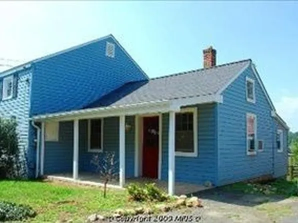16895 Oliver St, Paeonian Springs, VA 20129