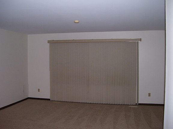 3rd image of 2150 Sandburg Dr