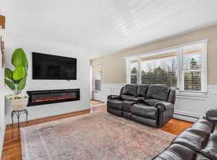 6 Pond View Way, Hubbardston, MA 01452