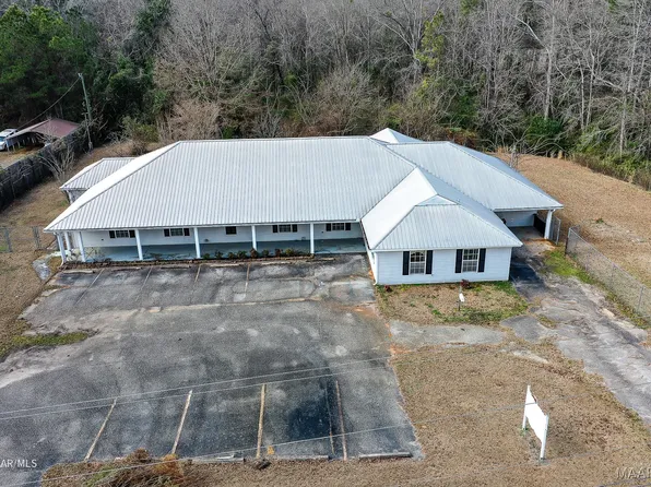 930 W 3rd St S, Thomasville, AL 36784