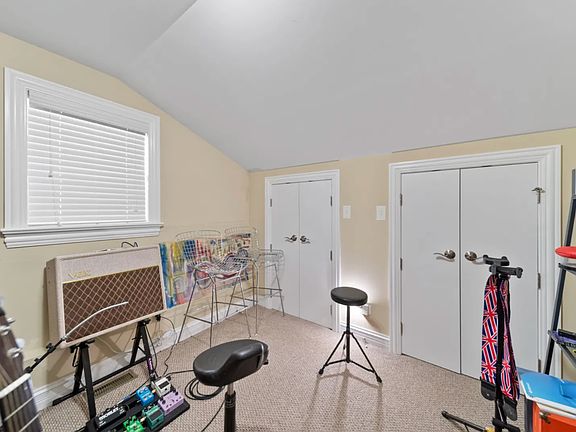 5th image of 3136 N Elston Ave #Ch
