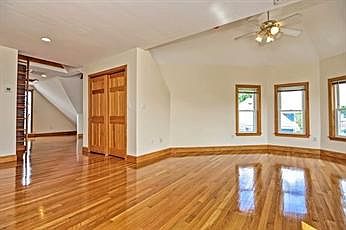 2nd image of 138 Winthrop St #3