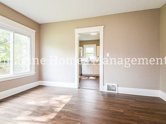 5th image of 1308 Westlake Ave