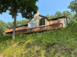 3306 Autumn Lake Rd, Imperial, MO 63052